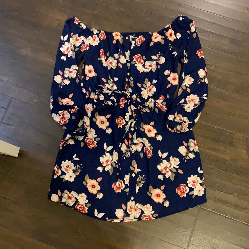 Women’s dress